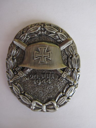 Verwundetenabzeichen helm - wh,